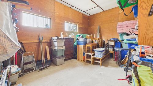 5740 Kennedy Road, Cranbrook, BC - Indoor Photo Showing Other Room