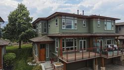 11-175 HOLLOWAY Drive  Kamloops, BC V1S 0B2