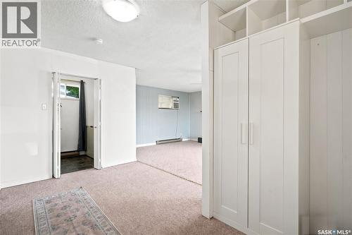 54 Hill Street, Eyebrow, SK - Indoor Photo Showing Other Room