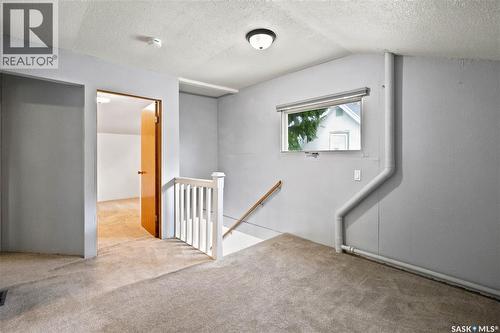 54 Hill Street, Eyebrow, SK - Indoor Photo Showing Other Room