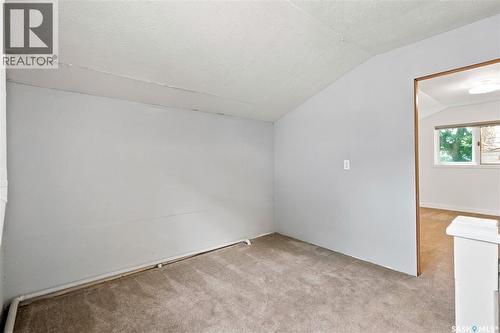 54 Hill Street, Eyebrow, SK - Indoor Photo Showing Other Room