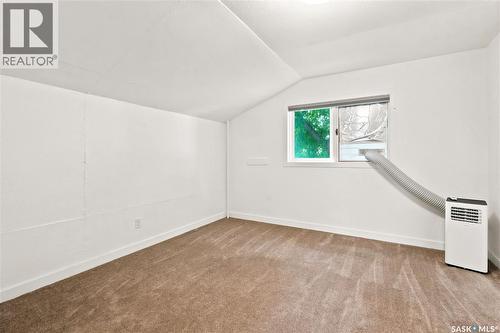 54 Hill Street, Eyebrow, SK - Indoor Photo Showing Other Room