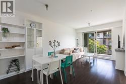 314 7418 BYRNEPARK WALK  Burnaby, BC V3N 0B3