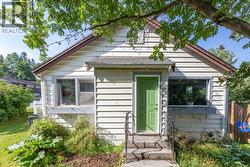 115 Meadow Drive  Hinton, AB T7V 1N8