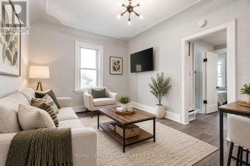 8 - 425 MCKENZIE AVENUE , London South (South F), Ontario N6C 1V5 2