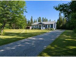 68 Schooner Point RD  Napan, NB E1N 4V6