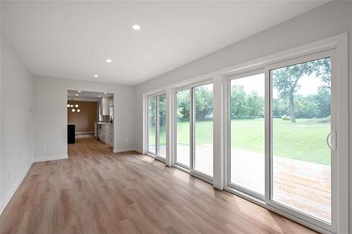 8436 Roblin Blvd, Headingley, MB - Indoor Photo Showing Other Room