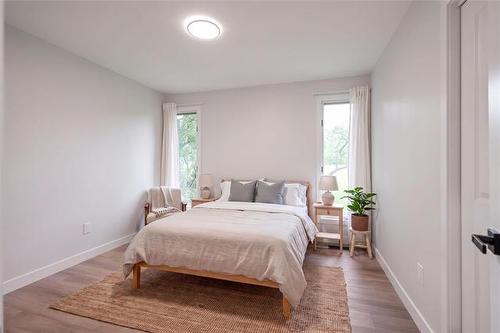 8436 Roblin Blvd, Headingley, MB - Indoor Photo Showing Bedroom