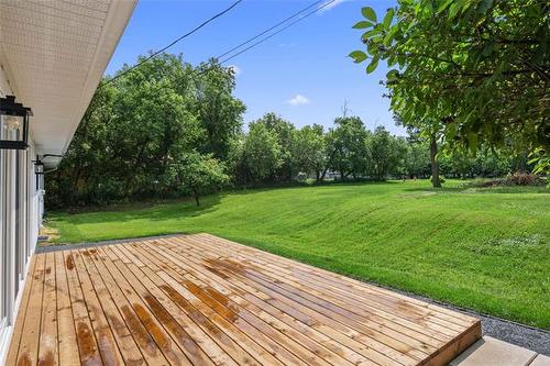 8436 Roblin Blvd, Headingley, MB - Outdoor With Deck Patio Veranda