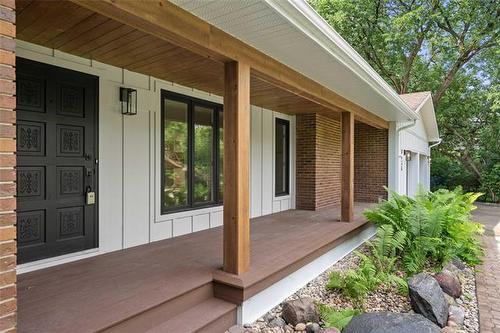 8436 Roblin Blvd, Headingley, MB - Outdoor With Deck Patio Veranda With Exterior