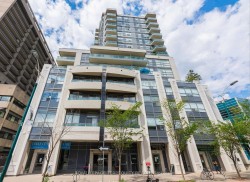 1011-736 Spadina Avenue Toronto, ON M5S 2J6