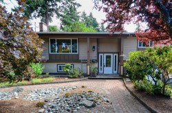 3127 Metchosin Rd Colwood, BC V9C 1Z9