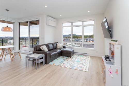 #314-1110 Samar Cres, Langford, BC - Indoor Photo Showing Living Room