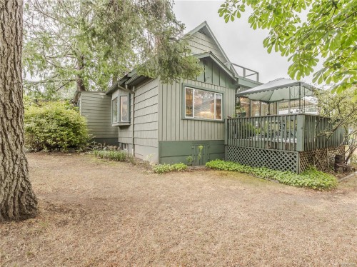 1719 Centennial Ave East, Comox, BC 