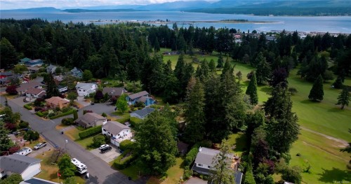 1719 Centennial Ave East, Comox, BC 