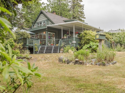 1719 Centennial Ave East, Comox, BC 