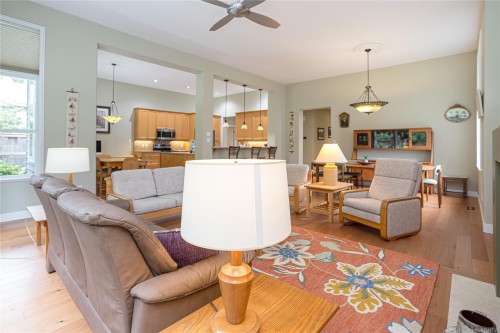 1384 Cape Cod Dr, Parksville, BC 