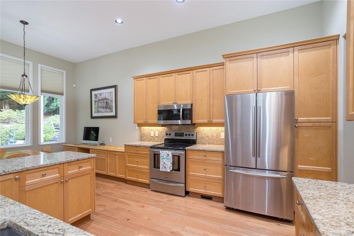 1384 Cape Cod Dr, Parksville, BC 