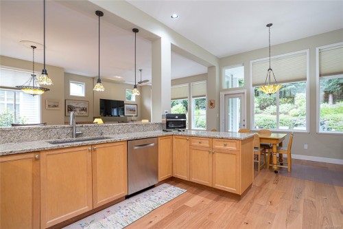 1384 Cape Cod Dr, Parksville, BC 