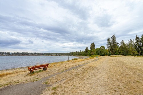 1384 Cape Cod Dr, Parksville, BC 