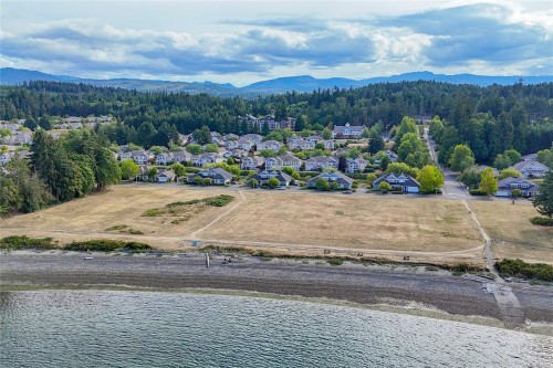 1384 Cape Cod Dr, Parksville, BC 