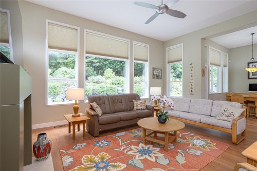 1384 Cape Cod Dr, Parksville, BC 