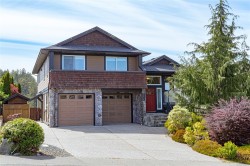 3438 Mary Anne Cres Colwood, BC V9C 4K4