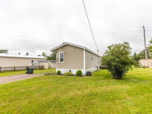 8 Lorne Crescent, Amherst, NS 