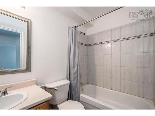 1 41 Moirs Mill Road, Bedford, NS - Indoor Photo Showing Bathroom