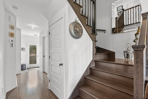Passageway - 333 Rue Claude-Léveillée, Vaudreuil-Dorion, QC - Indoor Photo Showing Other Room