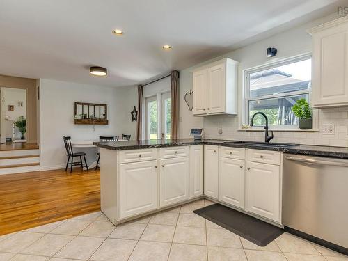 10 Brookside Avenue, Lantz, NS - Indoor Photo Showing Kitchen
