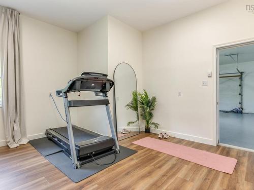 10 Brookside Avenue, Lantz, NS - Indoor Photo Showing Gym Room