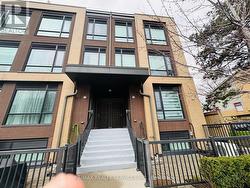 321 - 639 LAWRENCE AVENUE W Toronto, ON M6A 1A9