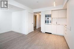 1804 - 11 WELLESLEY STREET Toronto, ON M4Y 0G4
