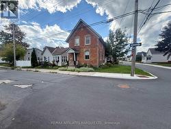 230 - 234 BEDFORD STREET Cornwall, ON K6J 4C3