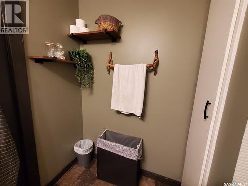 Neville Acreage, Neville, SK - Indoor