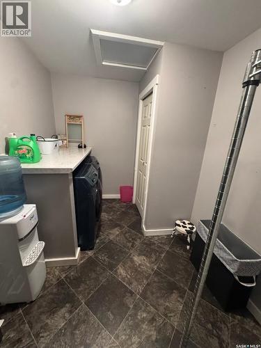 Neville Acreage, Neville, SK - Indoor