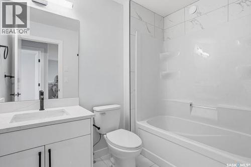 783 Nazarali Union, Saskatoon, SK - Indoor Photo Showing Bathroom