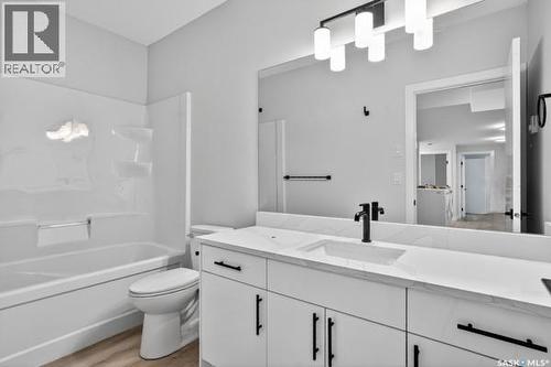 783 Nazarali Union, Saskatoon, SK - Indoor Photo Showing Bathroom