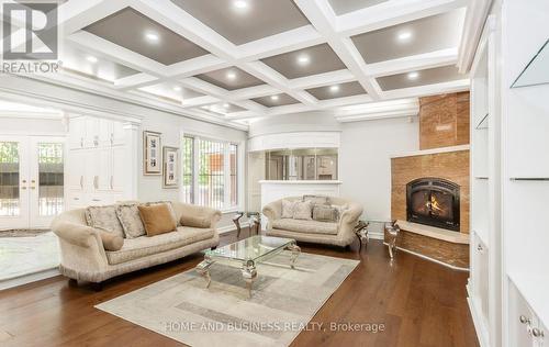 1755 Birchwood Drive, Mississauga, ON - Indoor Photo Showing Living Room With Fireplace