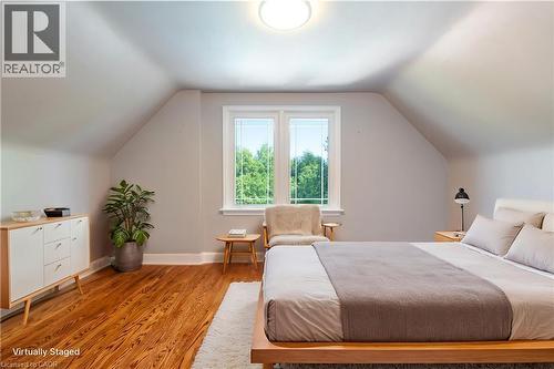 27 Delevan Crescent, Hamilton, ON - Indoor Photo Showing Bedroom
