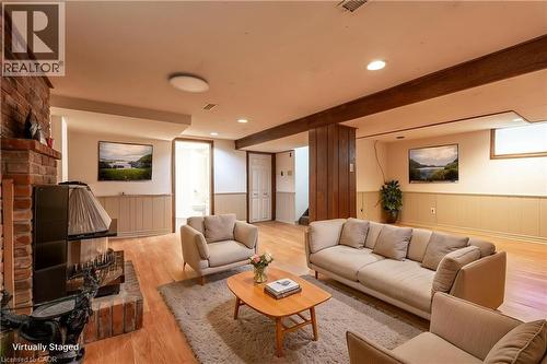 27 Delevan Crescent, Hamilton, ON - Indoor Photo Showing Living Room