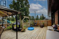 Large back deck - 