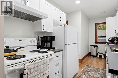 1555 Retallack Street, Regina, SK - Indoor Photo Showing Kitchen