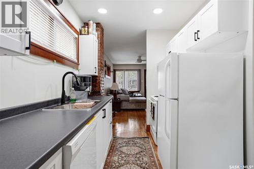 1555 Retallack Street, Regina, SK - Indoor Photo Showing Kitchen