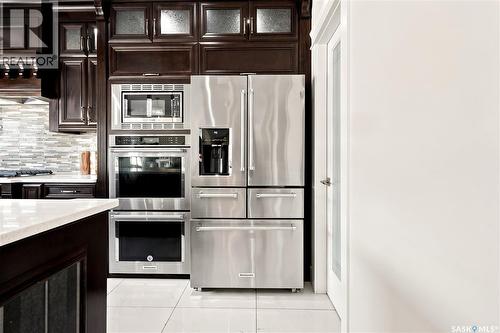 3325 Green Brook Road, Regina, SK - Indoor Photo Showing Kitchen With Stainless Steel Kitchen With Upgraded Kitchen