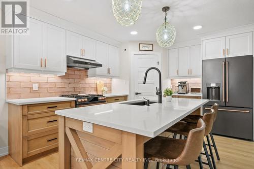 Corner pantry - 76 Styles Drive, St. Thomas, ON - Indoor Photo Showing Kitchen With Upgraded Kitchen