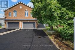 143 CASTLE GLEN CRESCENT  Ottawa, ON K2L 4G9