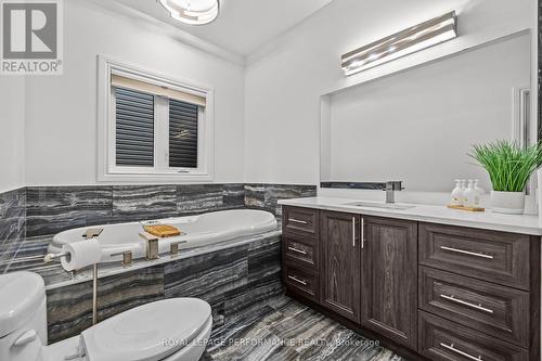 441 Bruges Street, Russell, ON - Indoor Photo Showing Bathroom