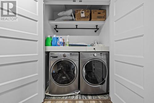 441 Bruges Street, Russell, ON - Indoor Photo Showing Laundry Room